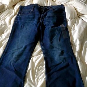 American Eagle super stretch flare jeans. NWT